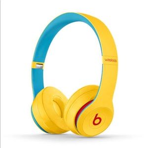 Beats Solo 3 Wireless Headphones - Club Collection